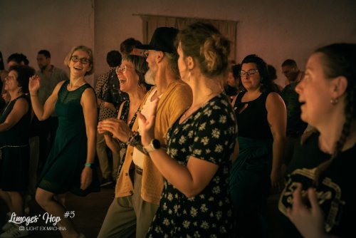 Limoges'Hop #5

Partage libre à des fins non promotionnelles ou commerciales, en créditant l'auteur (@lightexmachina).

© Alexandre - LIGHT EX MACHINA 2023, tous droits réservés.